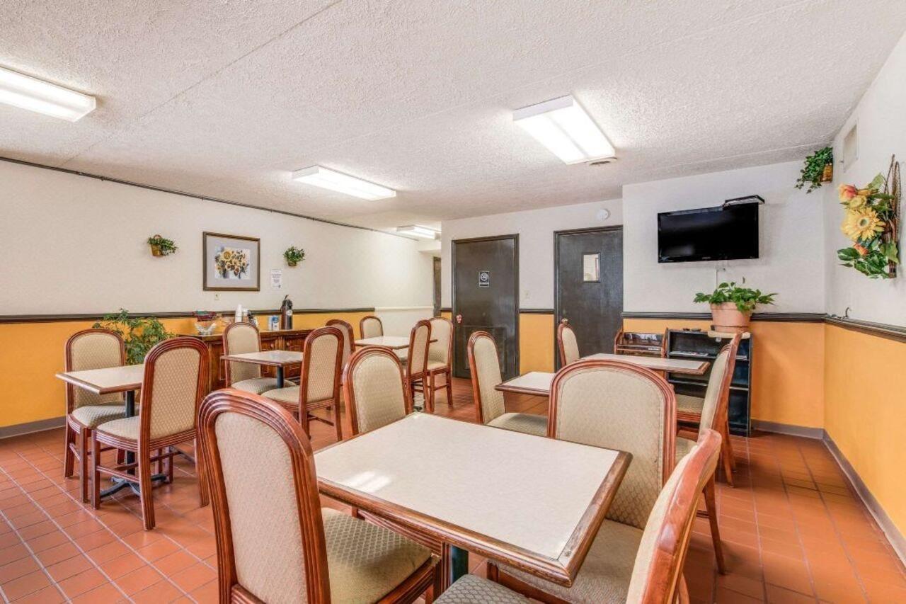 Econo Lodge Eden ภายนอก รูปภาพ