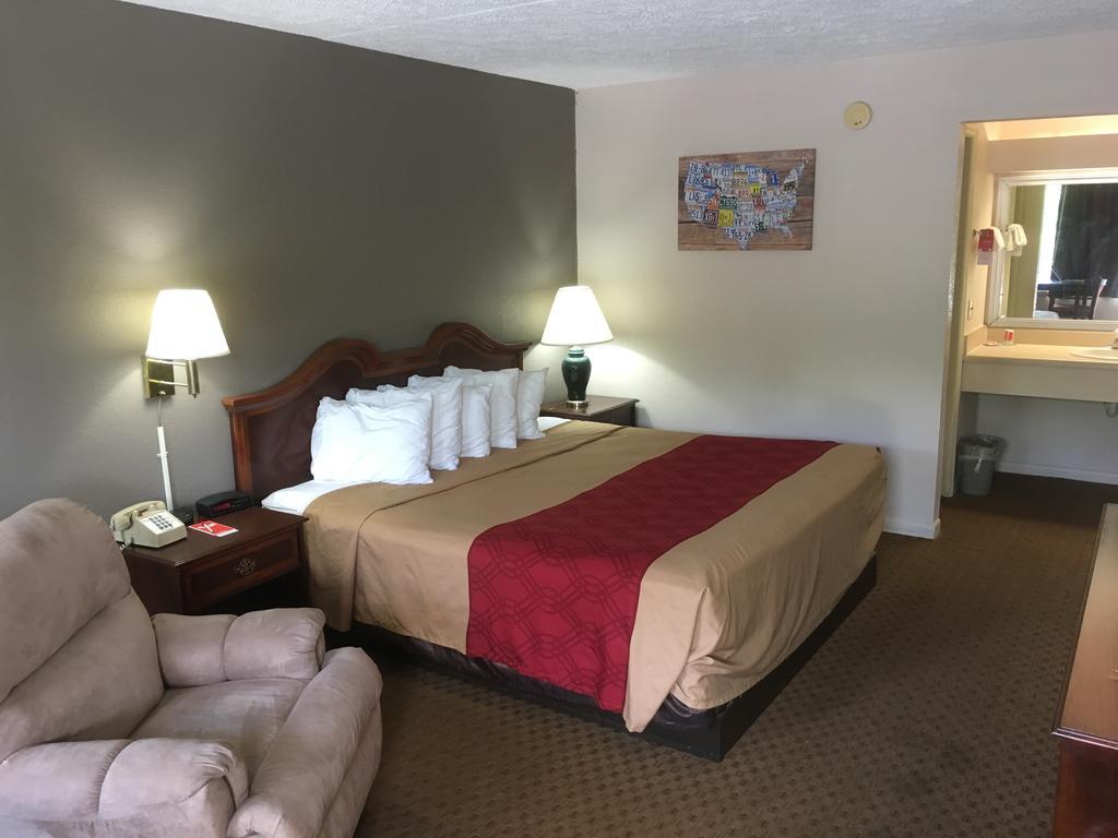 Econo Lodge Eden ภายนอก รูปภาพ
